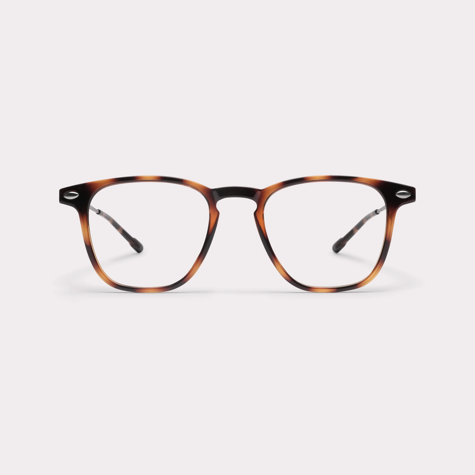 A pair of Doni Tortoise Reading glasses anti-blue light seen from the front