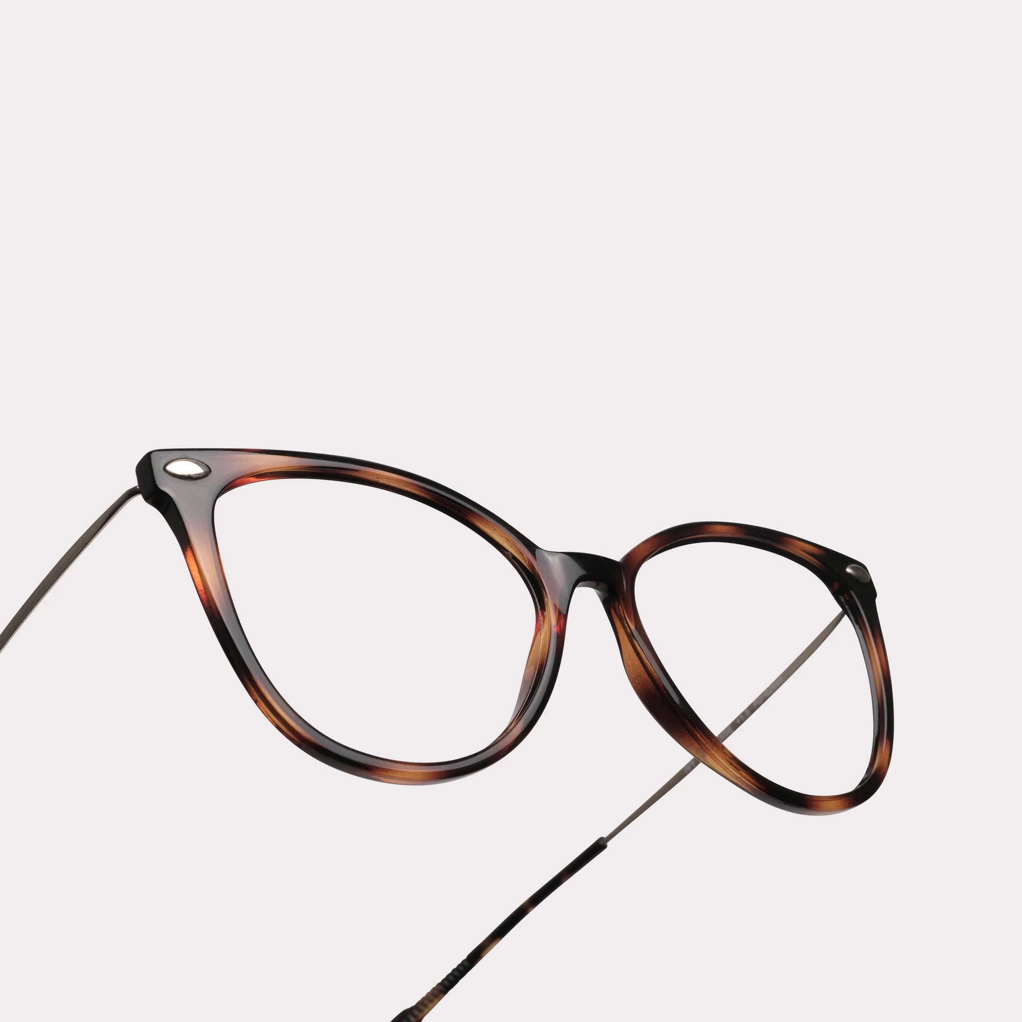 A pair of Ivy Tortoise Reading glasses anti-blue light in a macro view